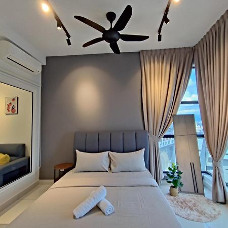 Arte Mont Kiara Host By Host Corner Suites Куала-Лумпур Номер фото